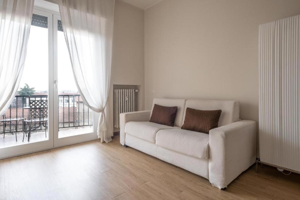 cute&cozy apartment train station Bergamo Exterior foto